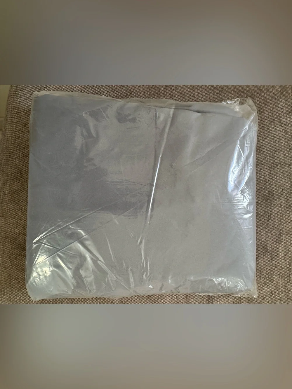 New Utopia Bedding Twin XL Waterproof Mattress Encasement With TXL Grey Sheets
